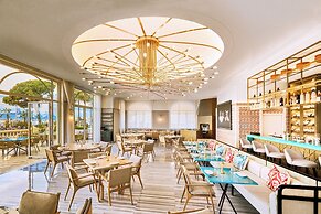Carlton Cannes, a Regent Hotel