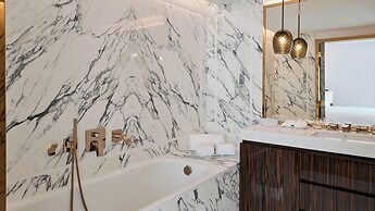 Carlton Cannes, a Regent Hotel