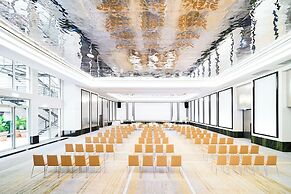 Carlton Cannes, a Regent Hotel