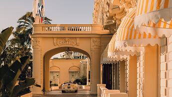 Carlton Cannes, a Regent Hotel
