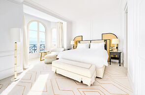 Carlton Cannes, a Regent Hotel