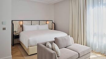 Carlton Cannes, a Regent Hotel