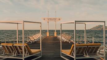 Carlton Cannes, a Regent Hotel