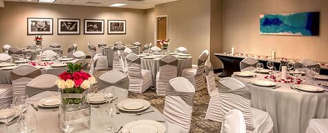 DoubleTree by Hilton Chicago Schaumburg