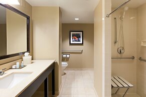 Crowne Plaza Cleveland at Playhouse Square by IHG