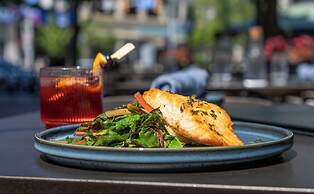 Crowne Plaza Cleveland at Playhouse Square by IHG