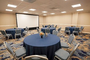 Crowne Plaza Cleveland at Playhouse Square by IHG