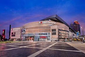 Crowne Plaza Cleveland at Playhouse Square by IHG