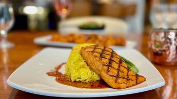 Crowne Plaza Cleveland at Playhouse Square by IHG