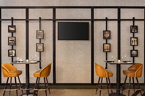 Crowne Plaza Cleveland at Playhouse Square by IHG