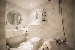 Holiday Inn Cambridge by IHG