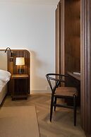 The Historic Huis ter Duin