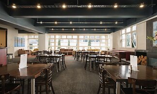 Kiwi International Hotel