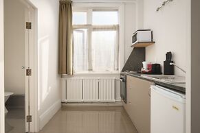 Kiwi International Hotel