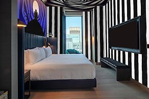Tempo by Hilton New York Times Square
