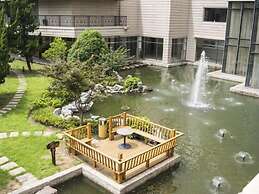 GreenTree Eastern Shanghai Hongqiao Airport LongBai Hotel