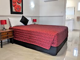 Miners Lodge Motor Inn