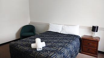 Miners Lodge Motor Inn