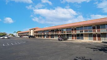 GT Hotels Inn & Suites Extended Stay