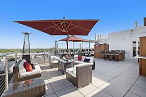 Hilton College Station & Conference Center