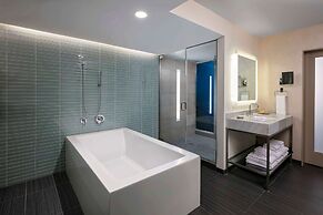 The Royal Sonesta Chicago Downtown