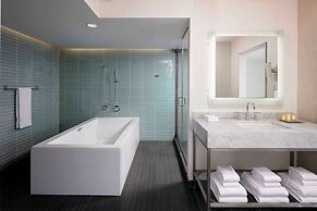 The Royal Sonesta Chicago Downtown