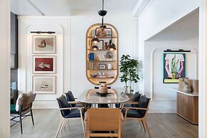 The Royal Sonesta Chicago Downtown