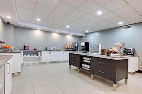 Country Inn & Suites by Radisson, Niagara Falls, ON