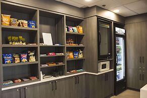 Country Inn & Suites by Radisson, Niagara Falls, ON