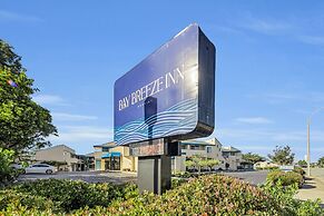 Bay Breeze Inn