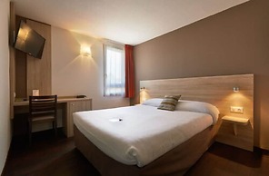 L'Hôtel des Trois Massifs