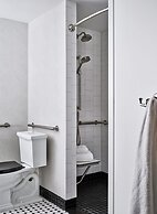 Romer Hell's Kitchen