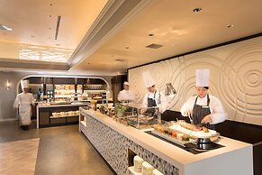 DoubleTree by Hilton Naha Shuri Castle