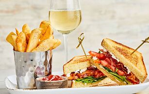 Courtyard by Marriott Atlanta Perimeter Center