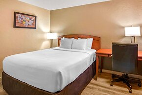 Econo Lodge Inn & Suites Durango