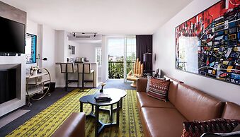 Montrose at Beverly Hills