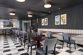 DoubleTree by Hilton Providence Airport Warwick
