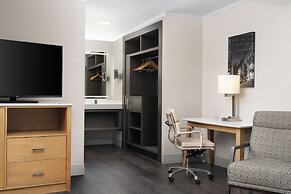 DoubleTree by Hilton Providence Airport Warwick