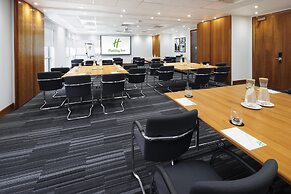 Holiday Inn Reading South M4 Jct11 by IHG