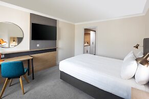 Holiday Inn Reading South M4 Jct11 by IHG