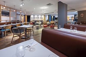 Holiday Inn Reading South M4 Jct11 by IHG