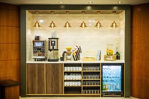 Holiday Inn Reading South M4 Jct11 by IHG