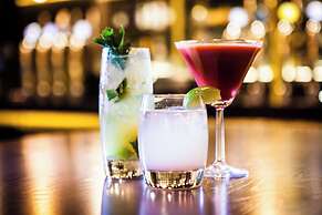 Holiday Inn Reading South M4 Jct11 by IHG