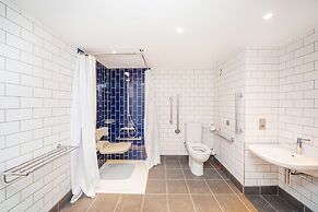 Holiday Inn Reading South M4 Jct11 by IHG