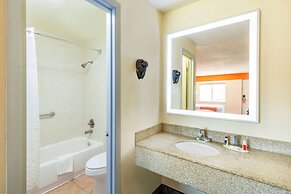 Howard Johnson by Wyndham Vero Beach/I-95