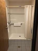 Capital O Stevenson Inn Riverside