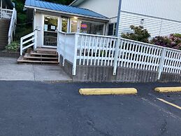 Capital O Stevenson Inn Riverside