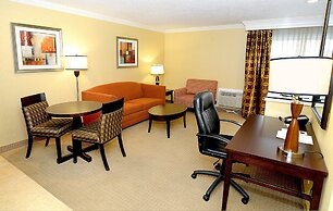 Holiday Inn Hotel & Suites San Mateo-San Francisco SFO by IHG