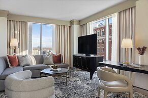 Omni Severin Hotel