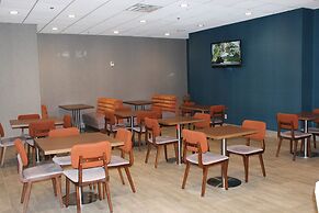 Holiday Inn Baton Rouge-South by IHG